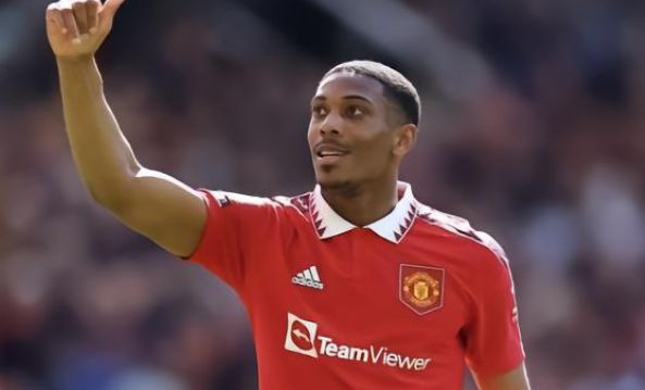 切尔西的吸 切尔西的吸