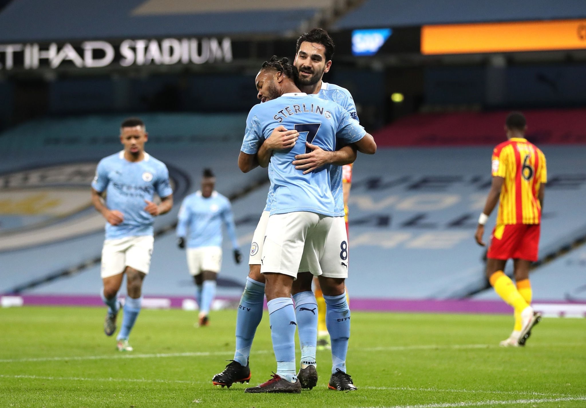 年内从1米 年内从1米